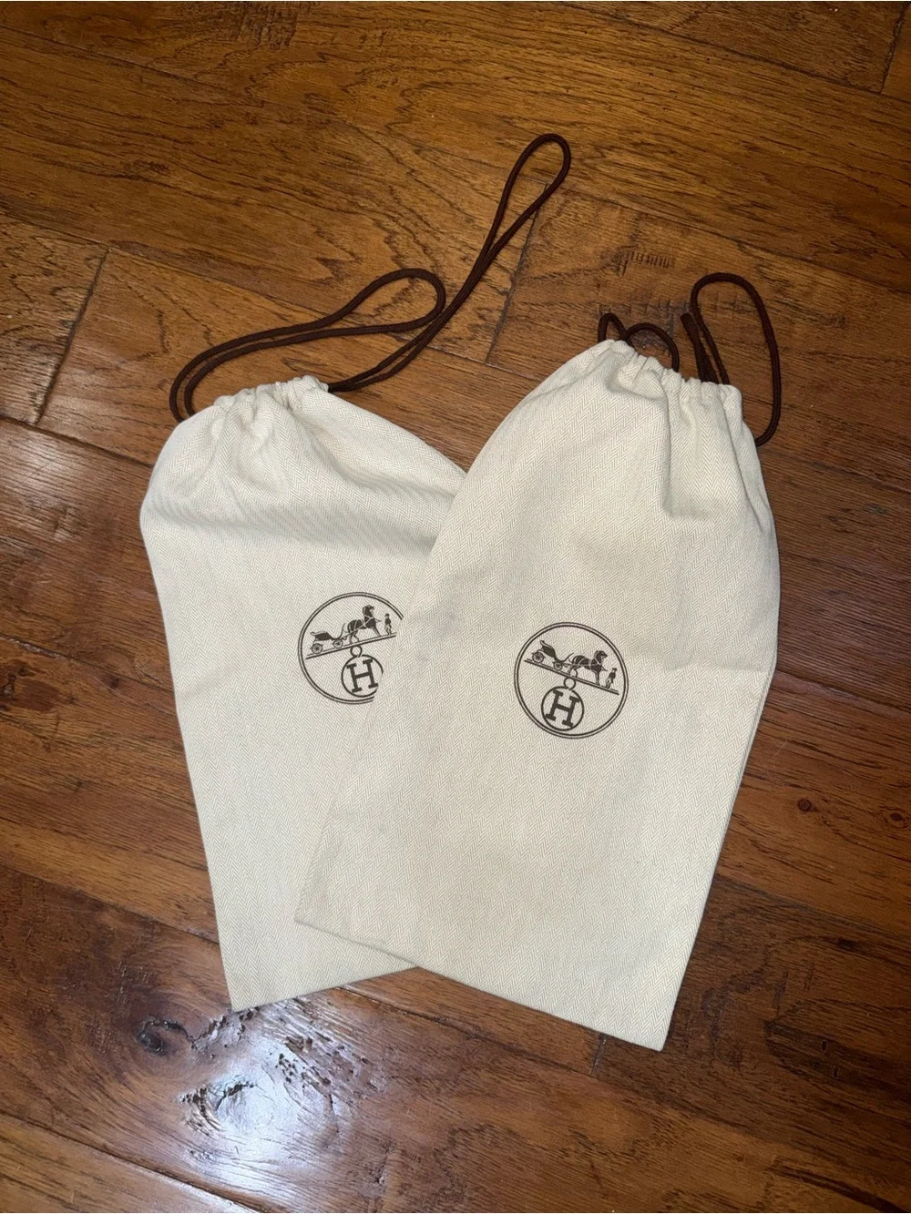 Hermes Luxury Cream Drawstring Bags - Designer Logo